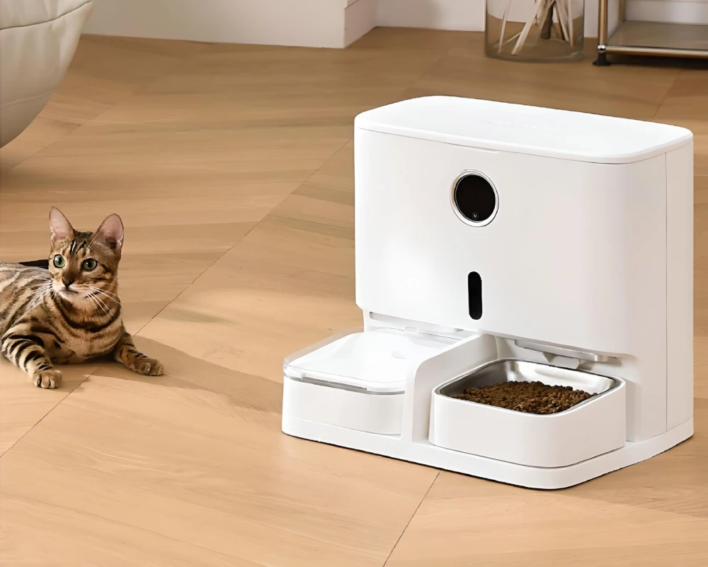 automatic dog feeder and water dispenser